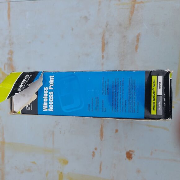 Linksys Wireless Ethernet Bridge 2.4 Ghz WAP11 - Picture 3 of 5